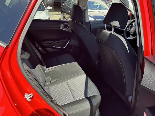 2023 Kia Soul LX photo 14