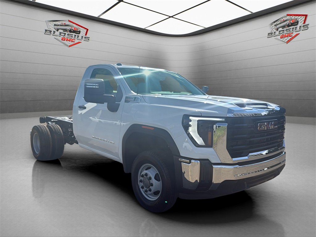 2026 Gmc Sierra 3500 HD Pro photo 5
