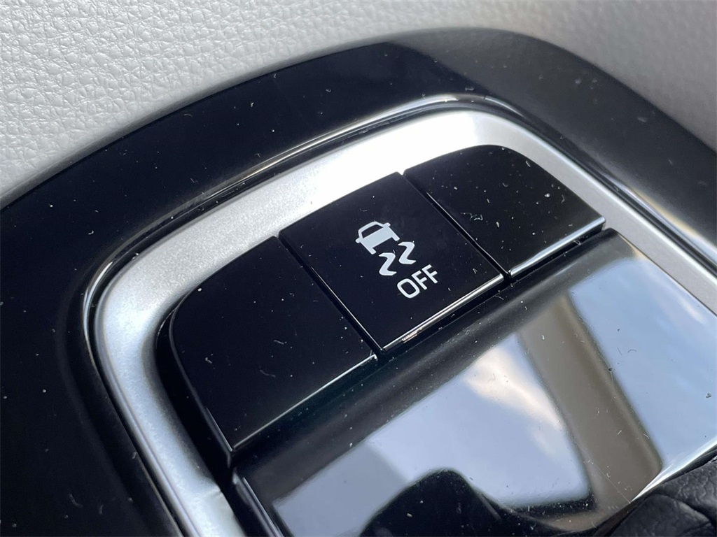 2026 Toyota Corolla LE photo 27