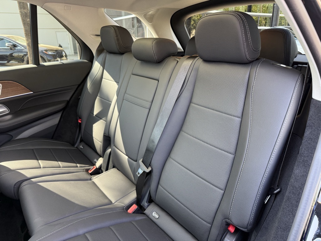 2026 Mercedes Benz GLE 450 4MATIC photo 16