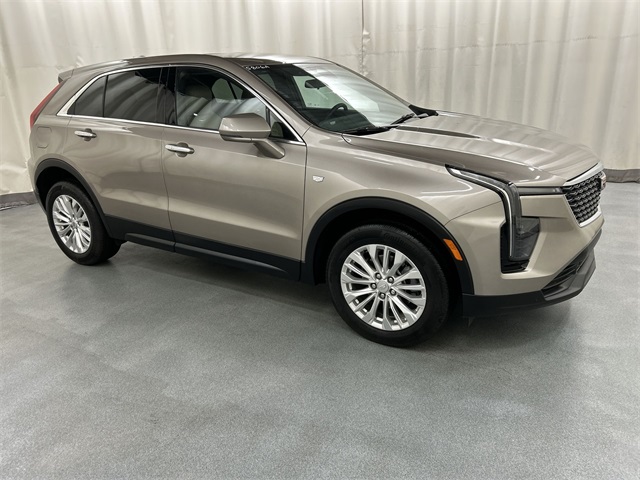 2024 Cadillac XT4 Luxury's photo