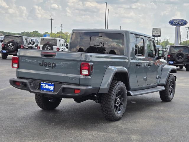 2025 Jeep Gladiator Sport photo 4