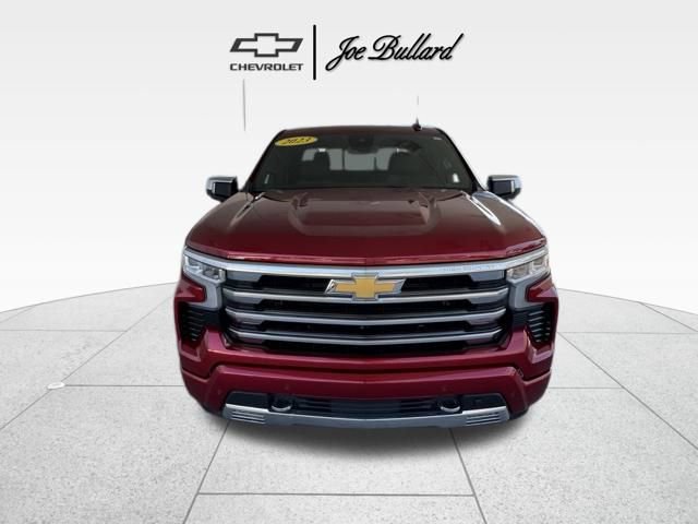 2023 Chevrolet Silverado 1500 High Country photo 2