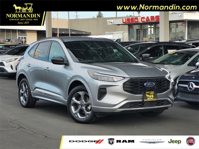 2024 Ford Escape ST-Line's photo