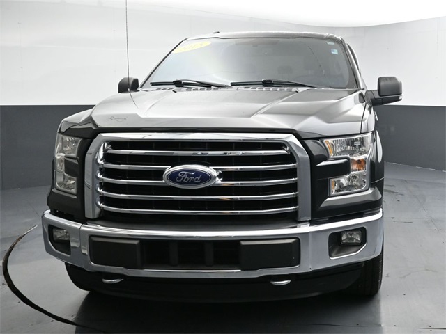 2015 Ford F-150 XLT photo 2