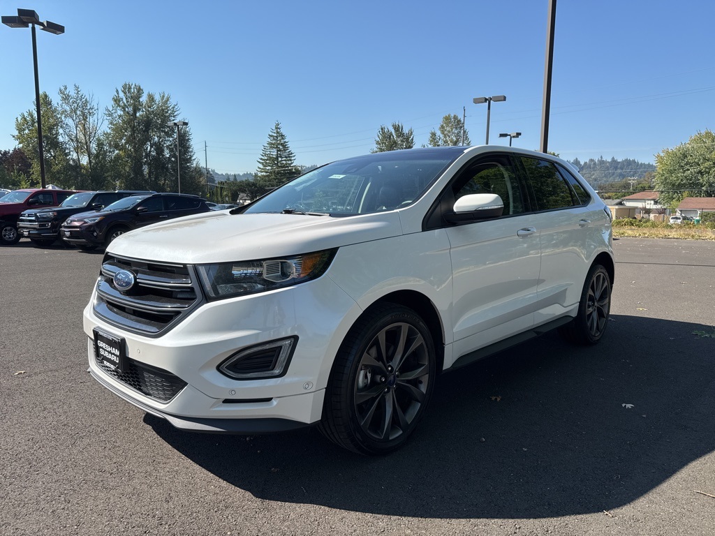 2018 Ford Edge Sport photo 2