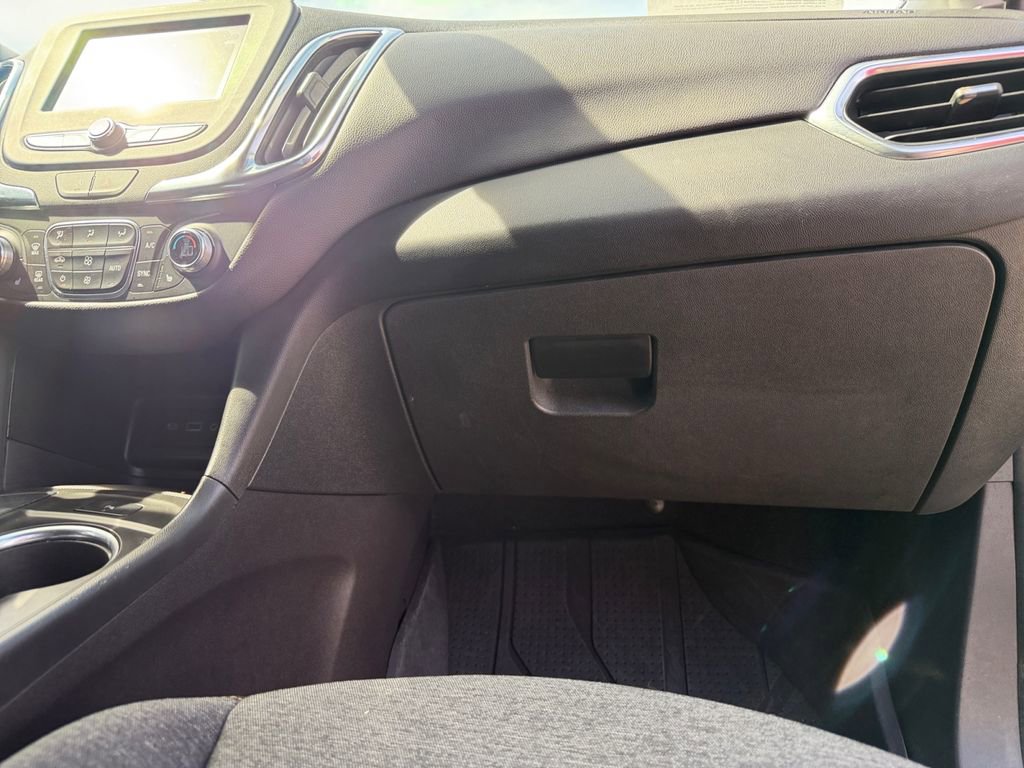 2024 Chevrolet Equinox LT photo 22