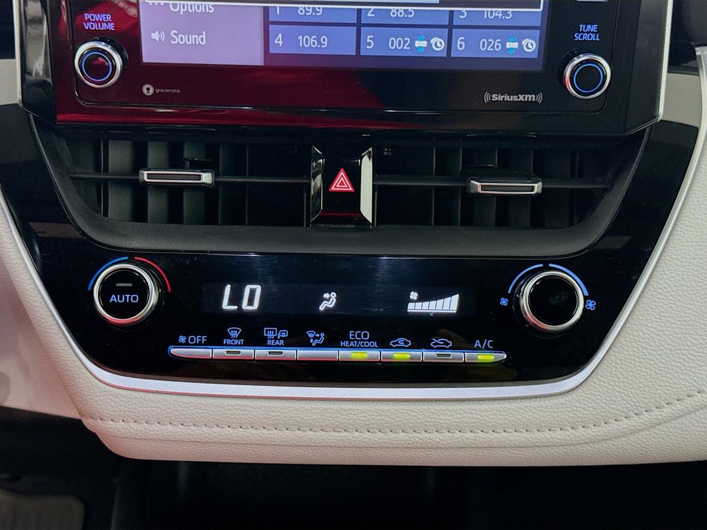 2021 Toyota Corolla SE photo 15
