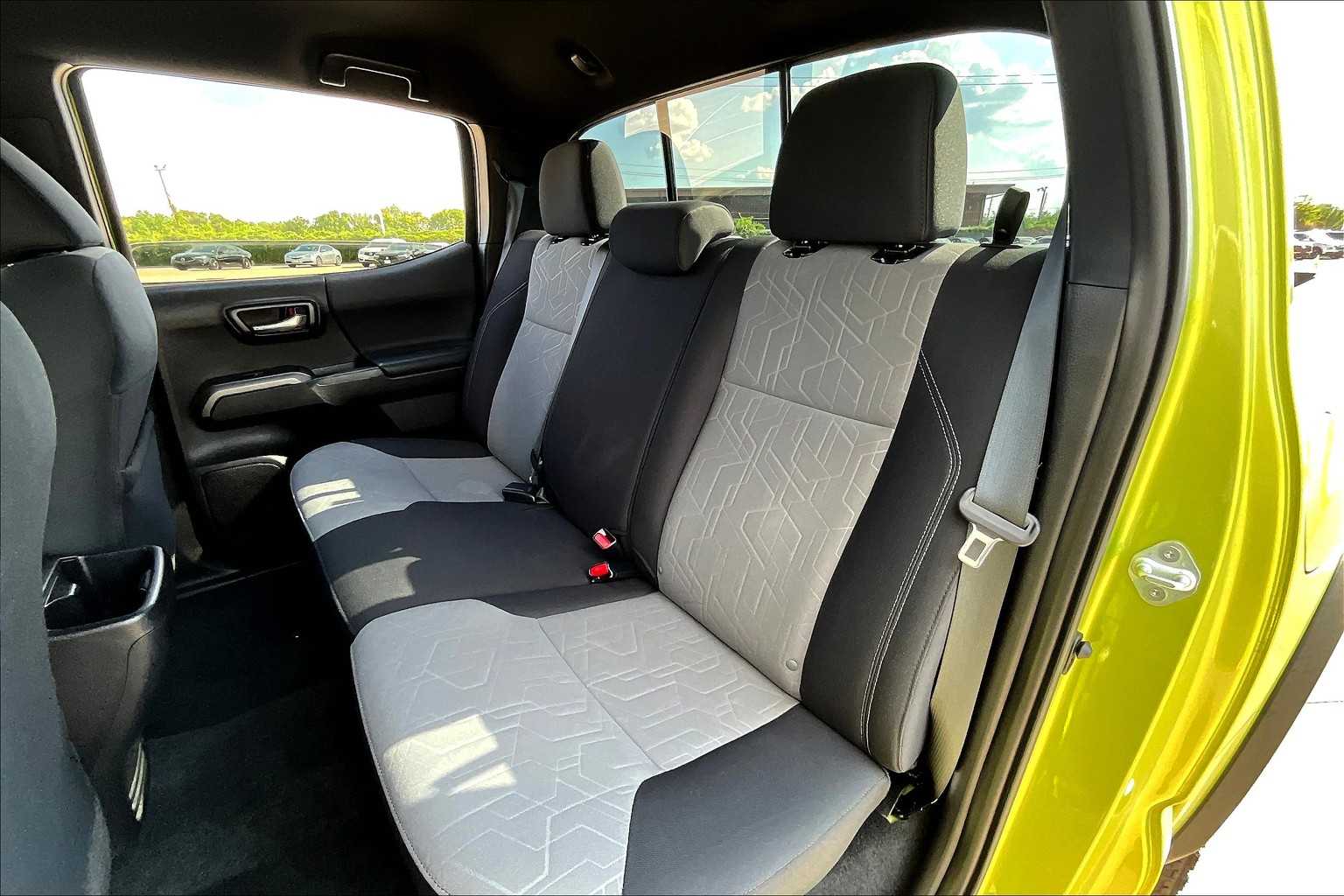 2023 Toyota Tacoma TRD 4x4 photo 18