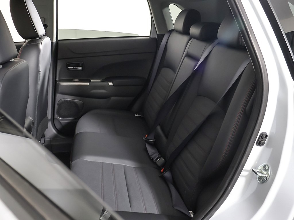 2025 Mitsubishi Outlander Sport ES SE LE photo 23
