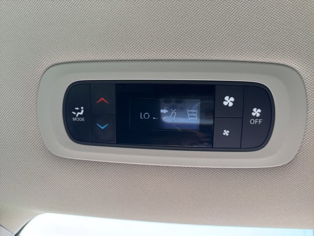 2023 Chrysler Voyager LX photo 35