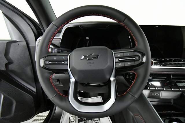 2026 Chevrolet Colorado Z71 photo 2