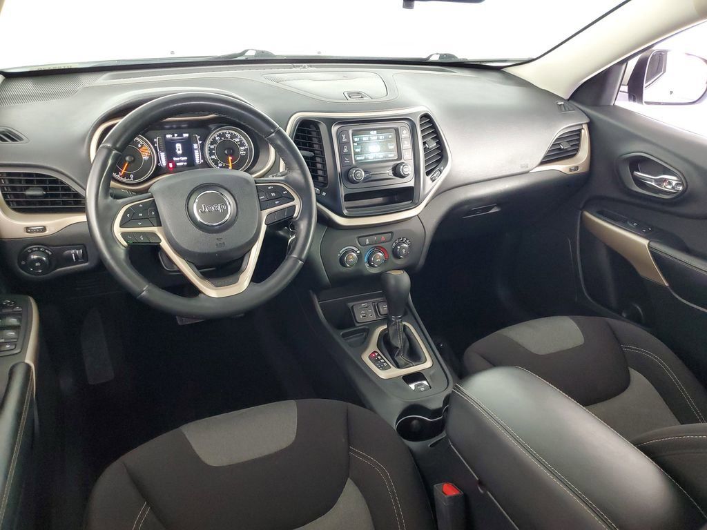 2018 Jeep Cherokee Latitude photo 11