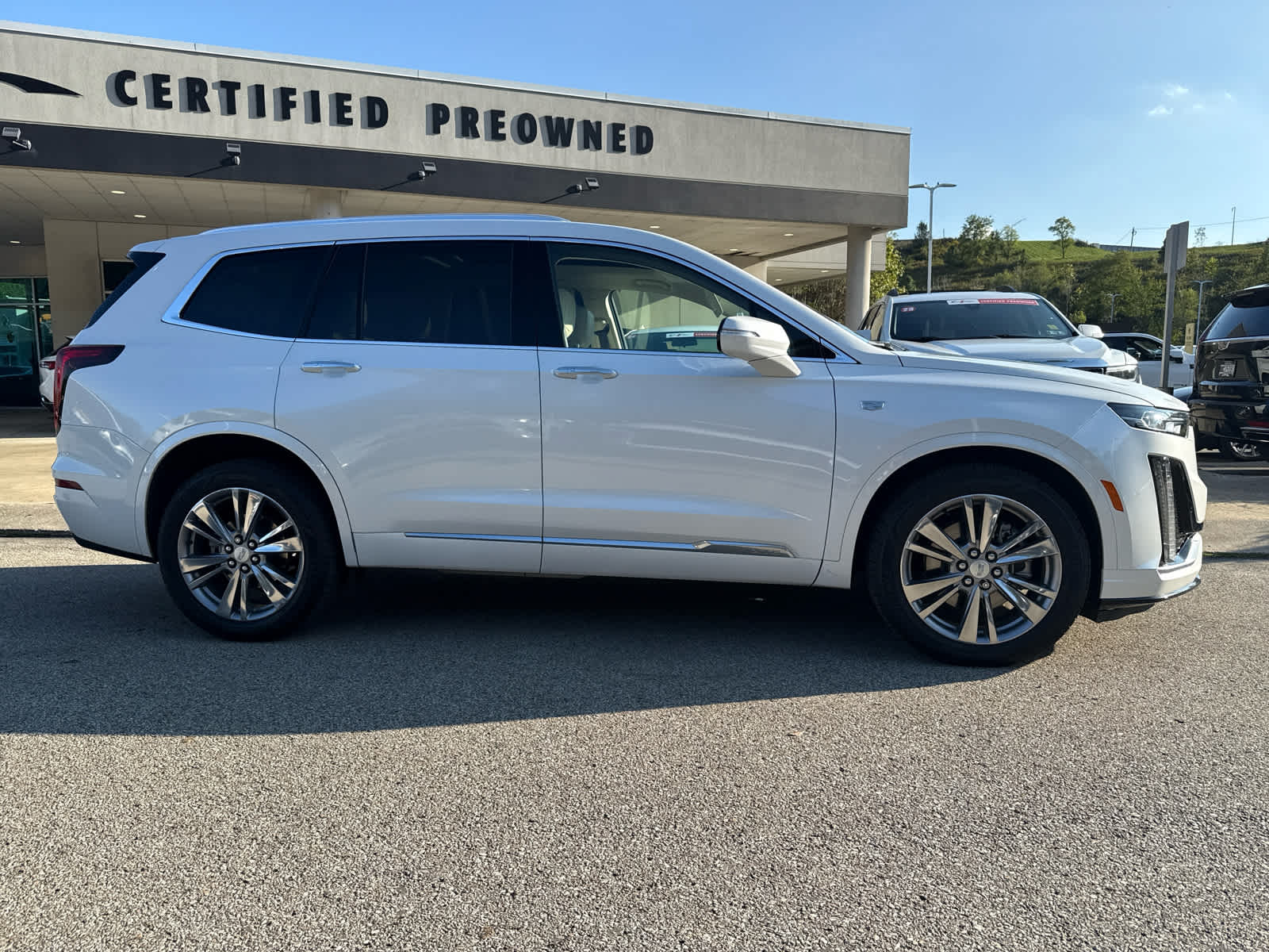 2023 Cadillac XT6 Premium Luxury photo 4
