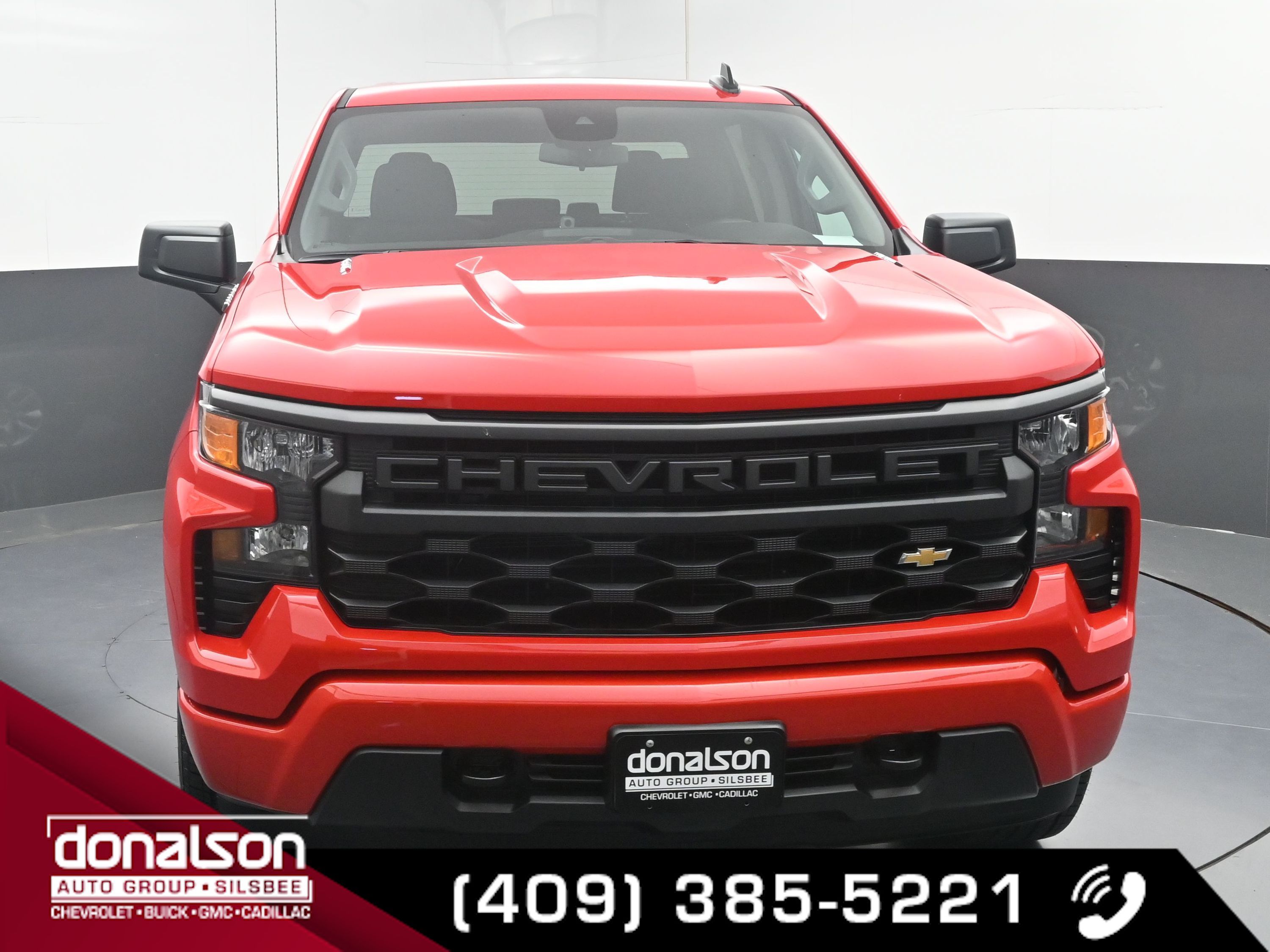 2026 Chevrolet Silverado Custom photo 2