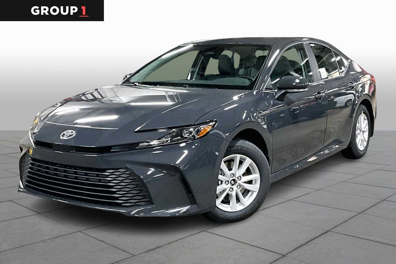 2026 Toyota Camry LE's photo
