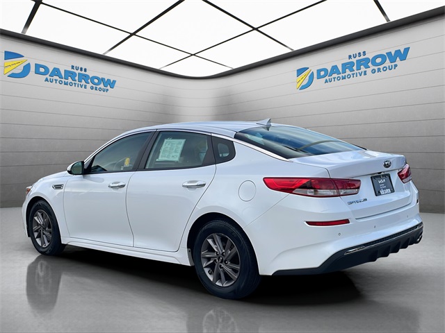 2020 Kia Optima LX photo 3