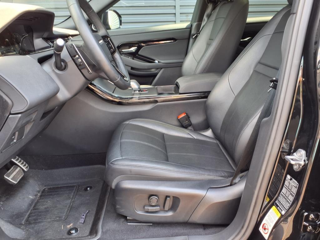 2024 Land Rover Range Rover Evoque Dynamic SE photo 5