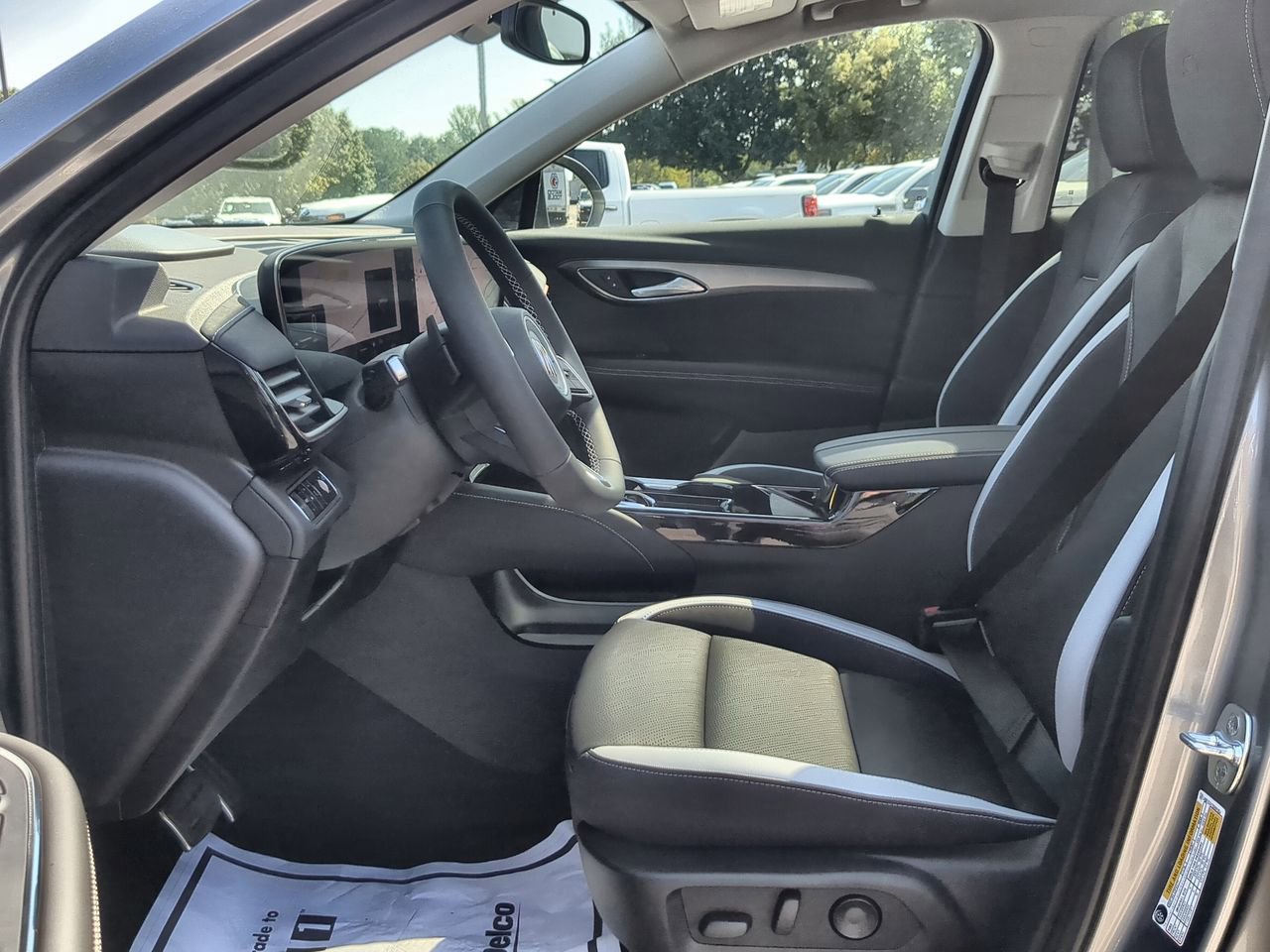 2025 Buick Envision Sport Touring photo 20