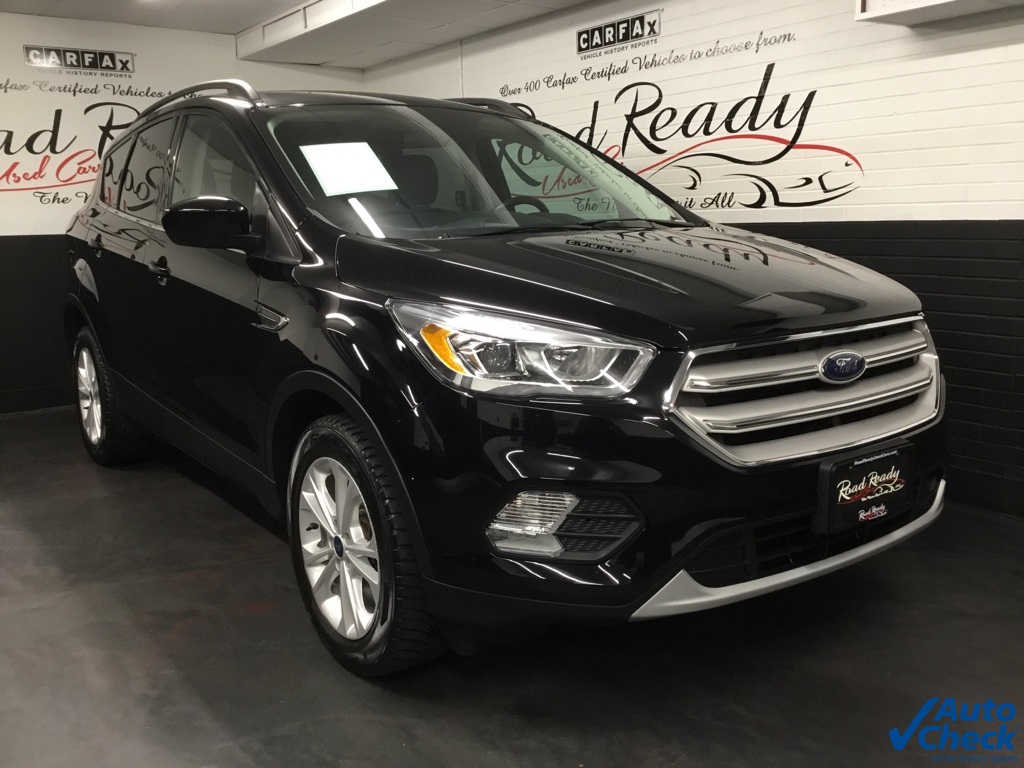 2019 Ford Escape SEL photo 3