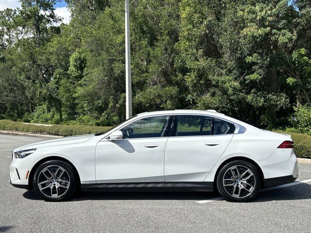 2024 Bmw i5 eDrive40 photo 2