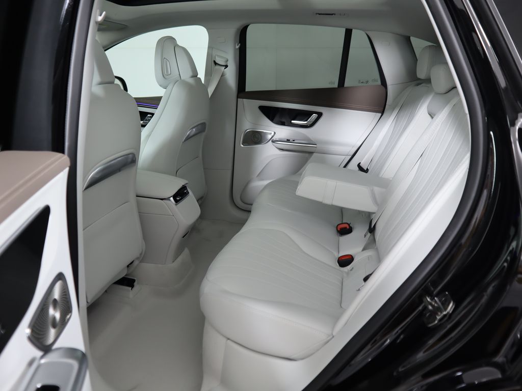 2026 Mercedes Benz EQE SUV photo 19