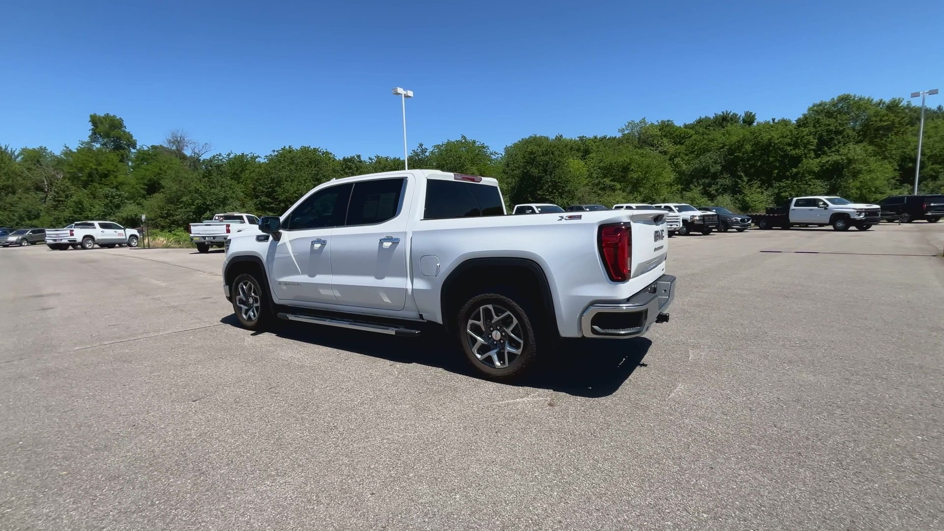2023 Gmc Sierra 1500 SLT photo 3