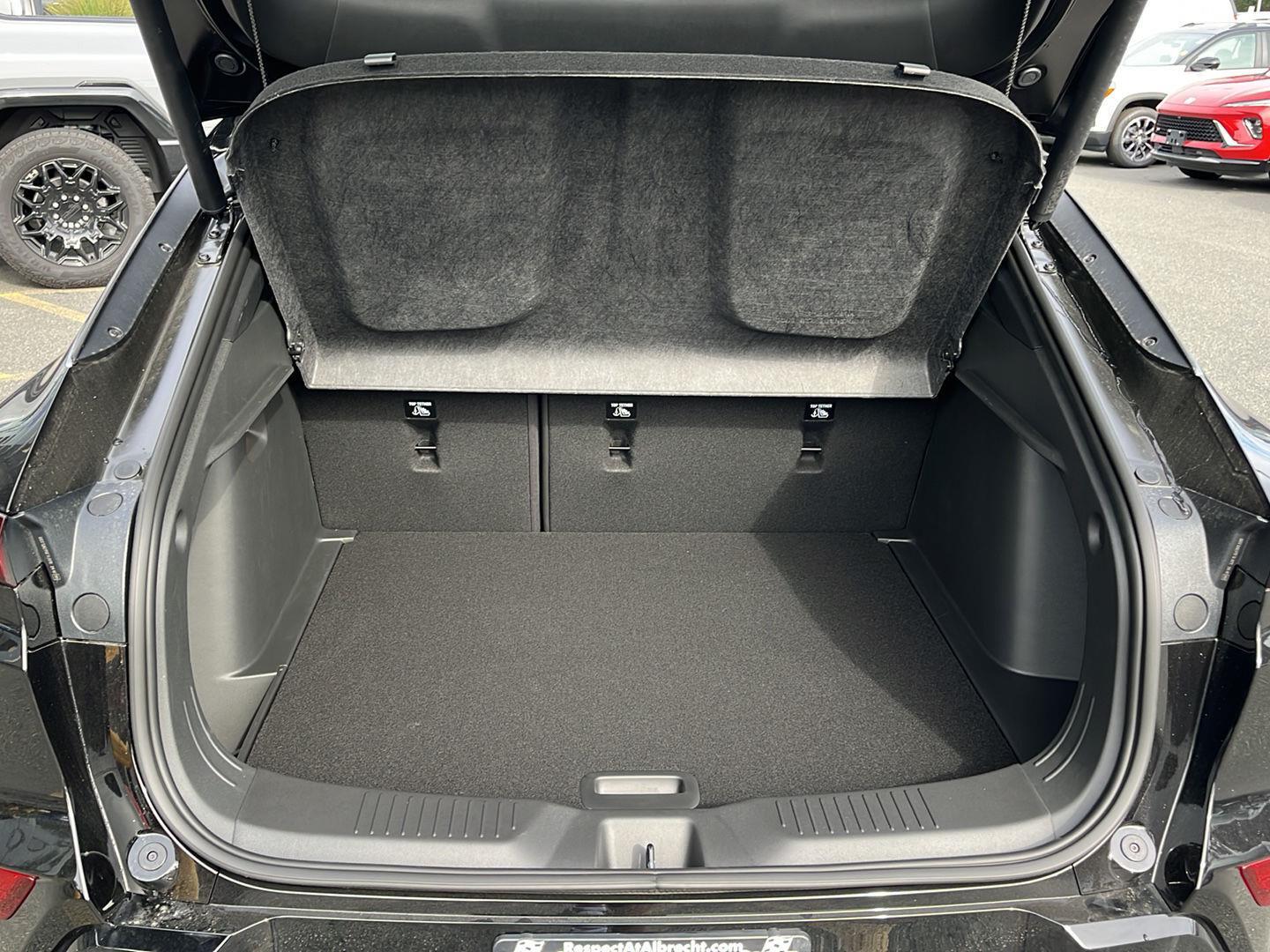 2025 Buick Envista ST photo 9