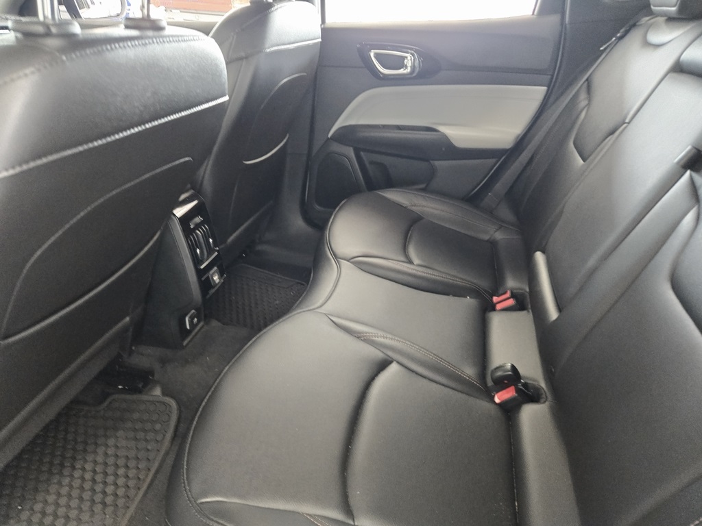 2024 Jeep Compass Limited photo 19