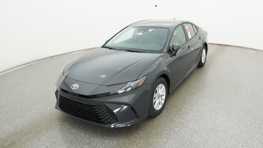 2026 Toyota Camry LE photo 5