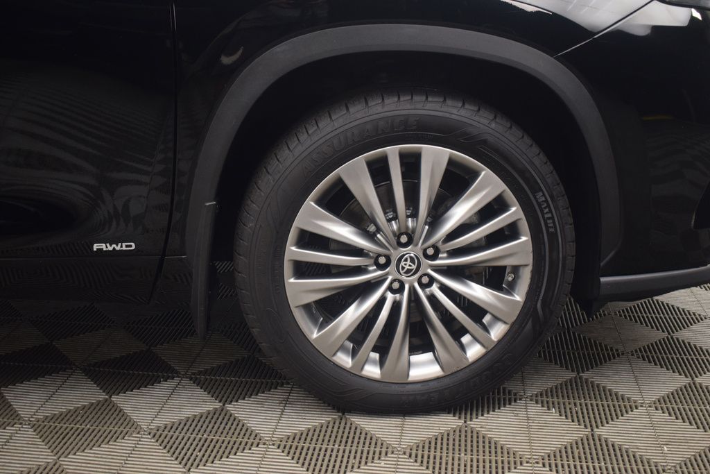 2021 Toyota Highlander Hybrid Platinum photo 27