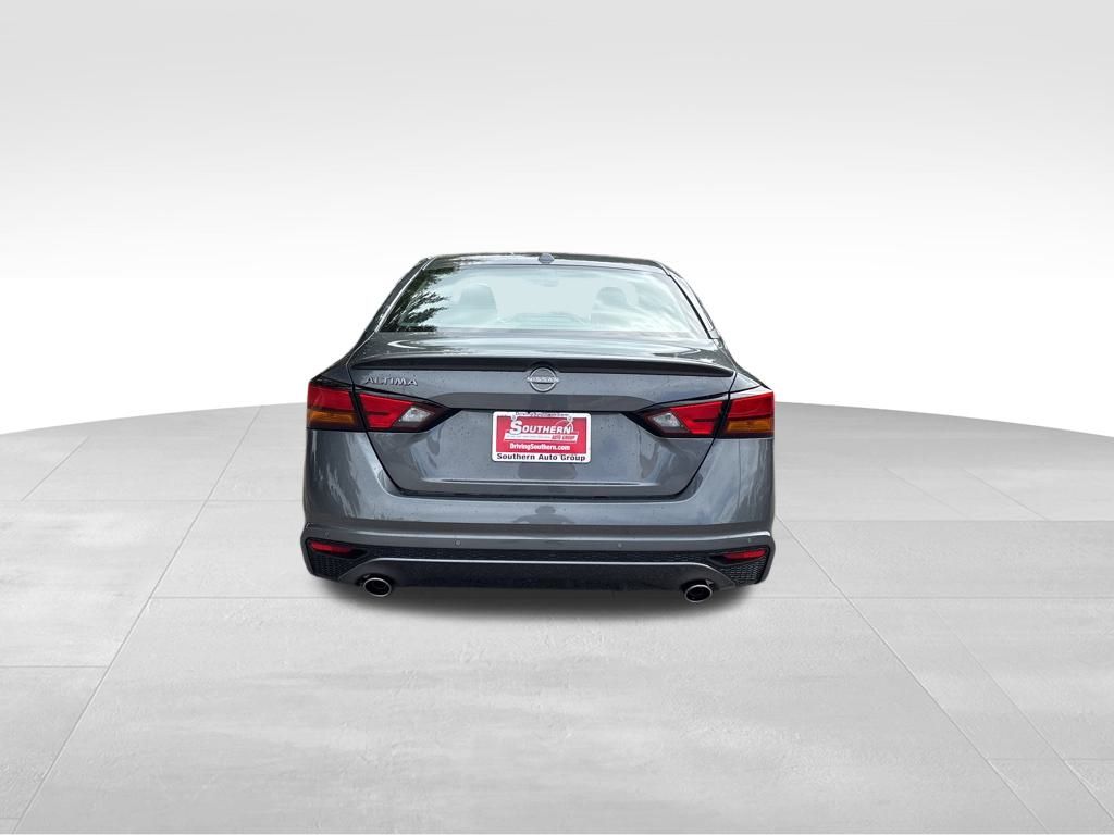 2025 Nissan Altima SV Special Edition photo 3