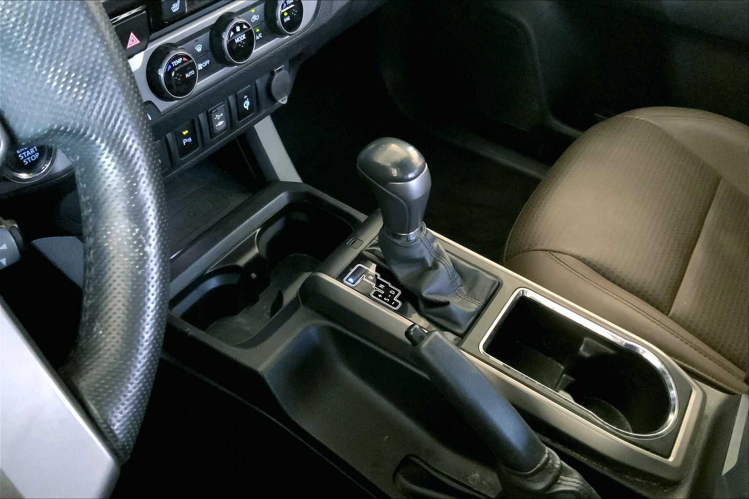 2016 Toyota Tacoma Limited 4x4 Double Cab V6 photo 15
