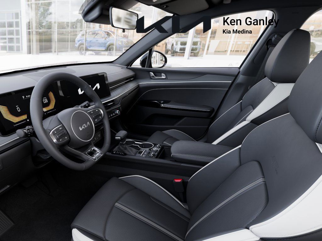 2026 Kia K5 GT-Line photo 14