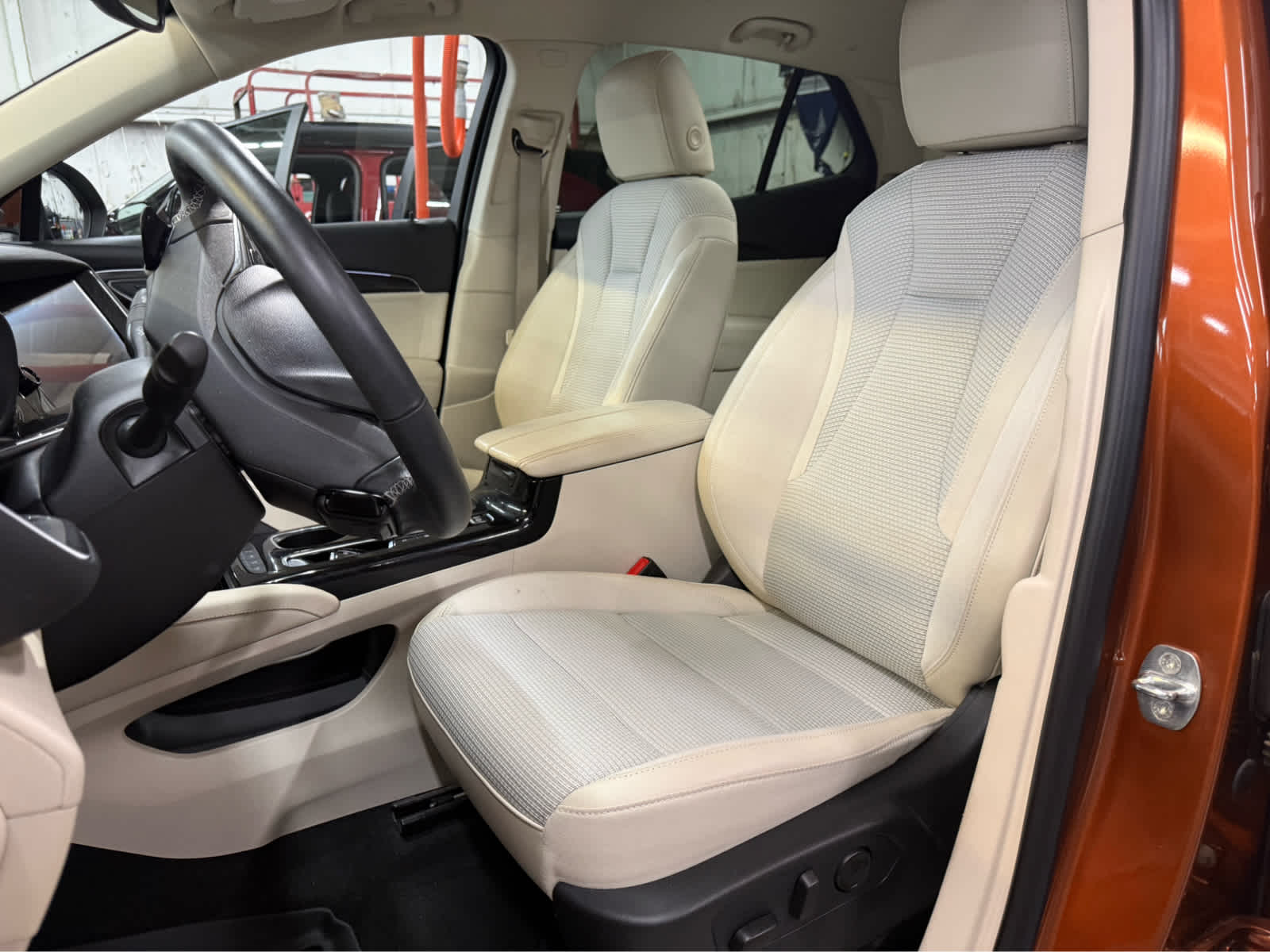 2021 Buick Envision Preferred photo 3