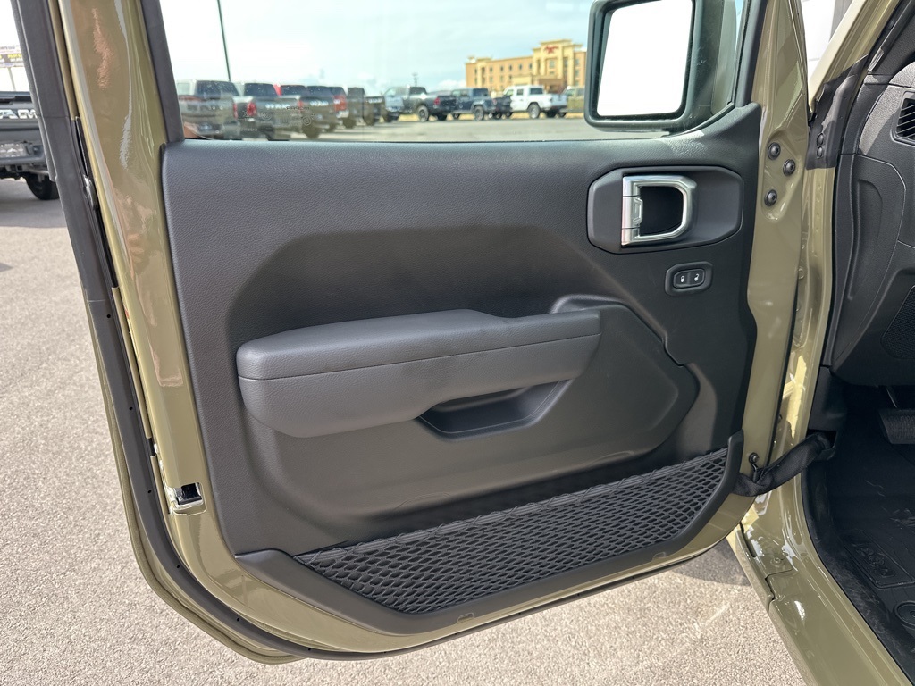 2025 Jeep Wrangler Sport photo 8