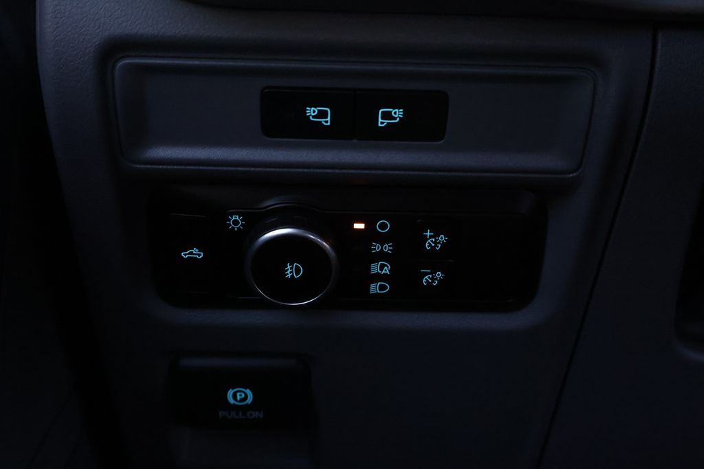 2023 Ford F-150 XLT photo 35