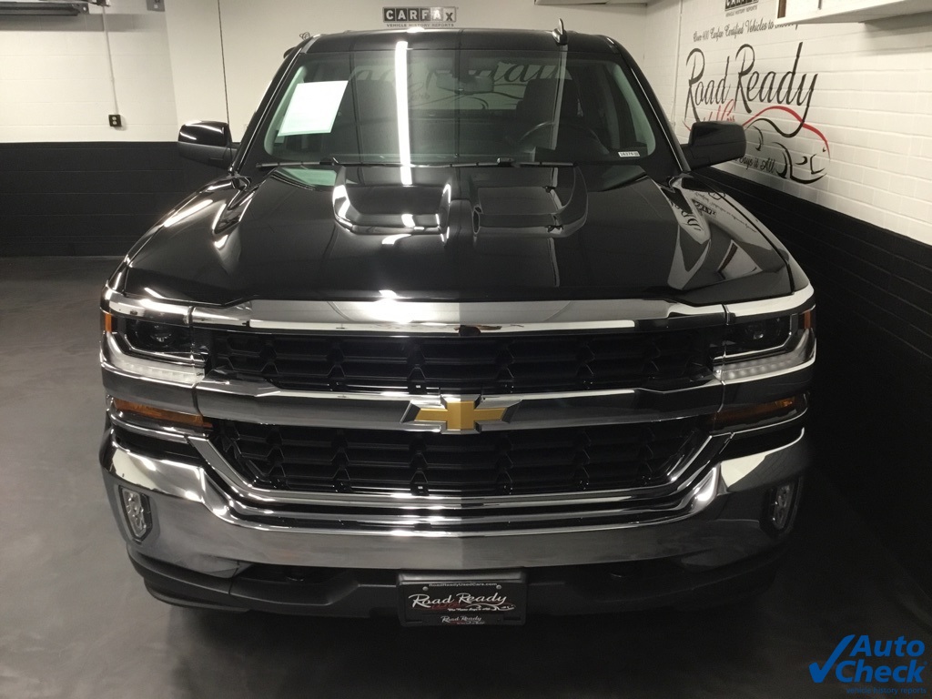 2018 Chevrolet Silverado 1500 LT photo 4