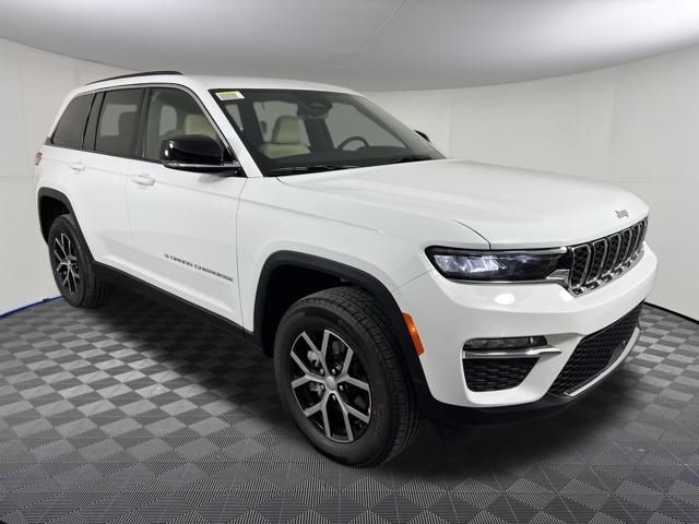 2025 Jeep Grand Cherokee Limited's photo
