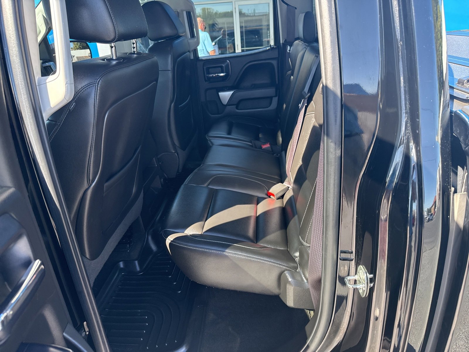 2015 Chevrolet Silverado 1500 LT photo 18