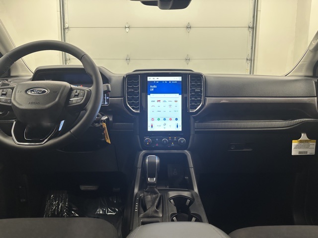 2025 Ford Ranger XLT photo 14