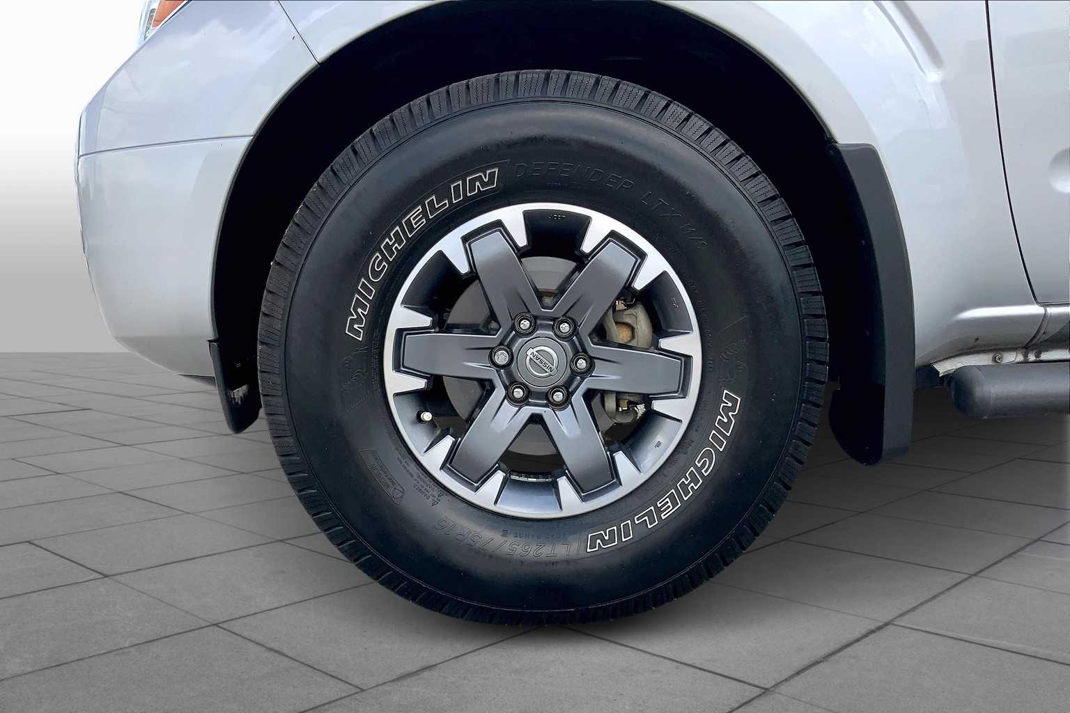 2021 Nissan Frontier PRO-4X photo 26