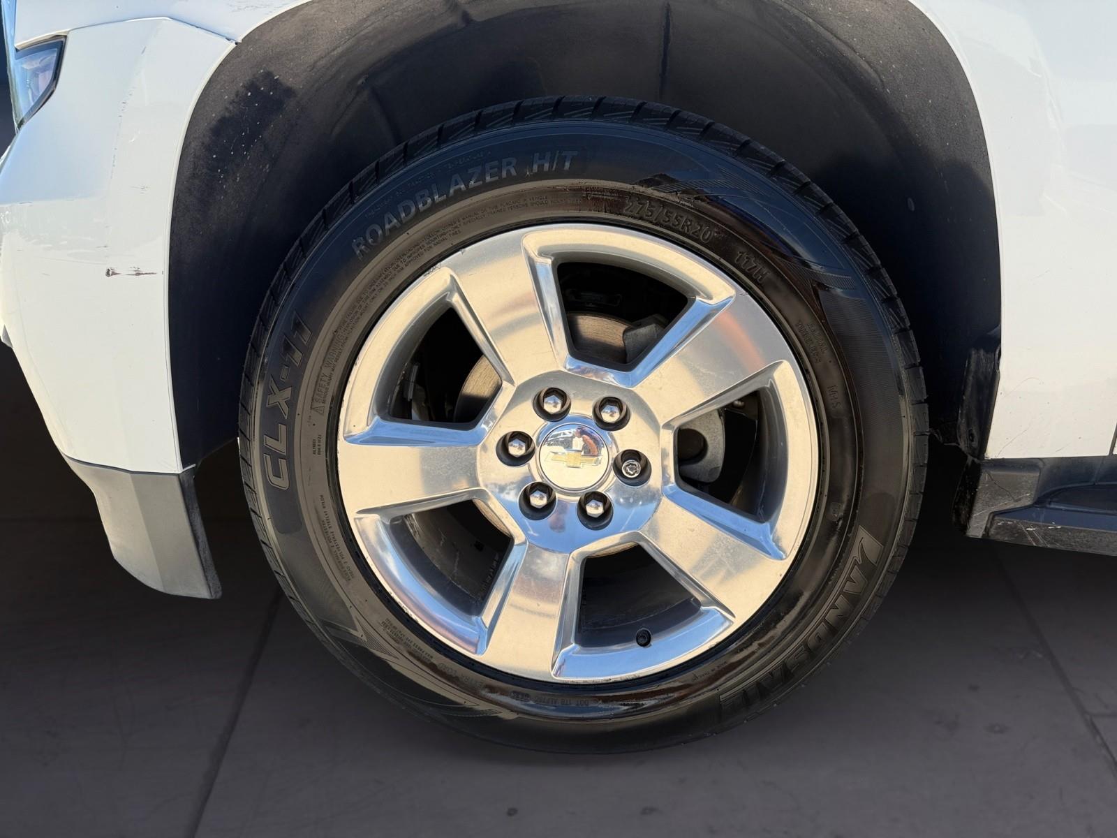 2019 Chevrolet Tahoe LT photo 14