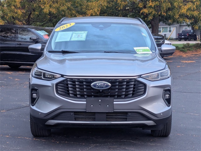 2023 Ford Escape Platinum photo 3