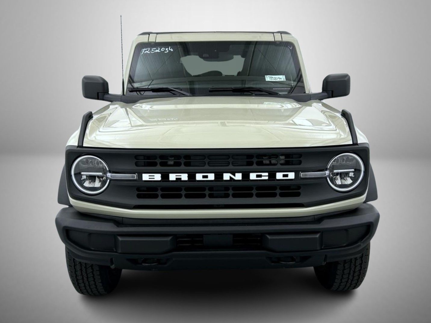 2025 Ford Bronco Big Bend photo 2
