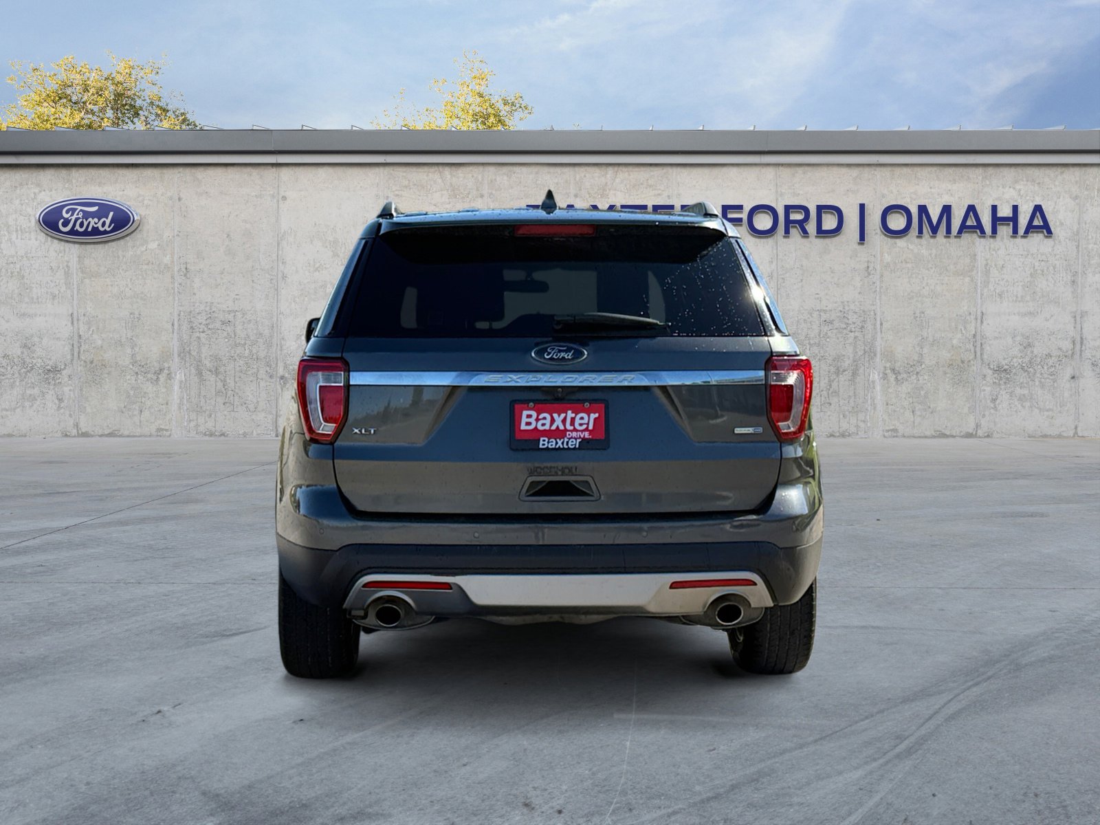 2016 Ford Explorer XLT photo 4