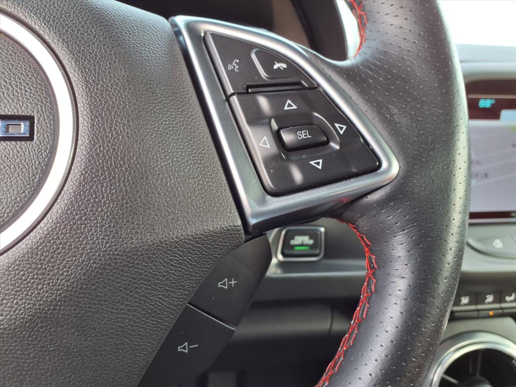 2016 Chevrolet Camaro SS photo 12