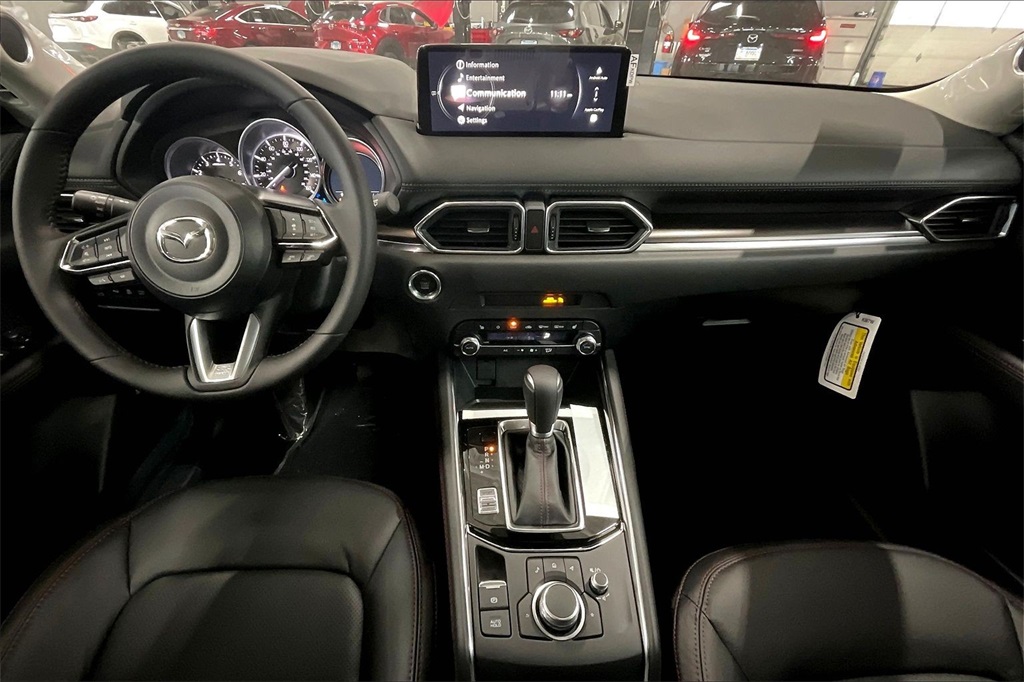 2025 MAZDA CX-5 - Image 4