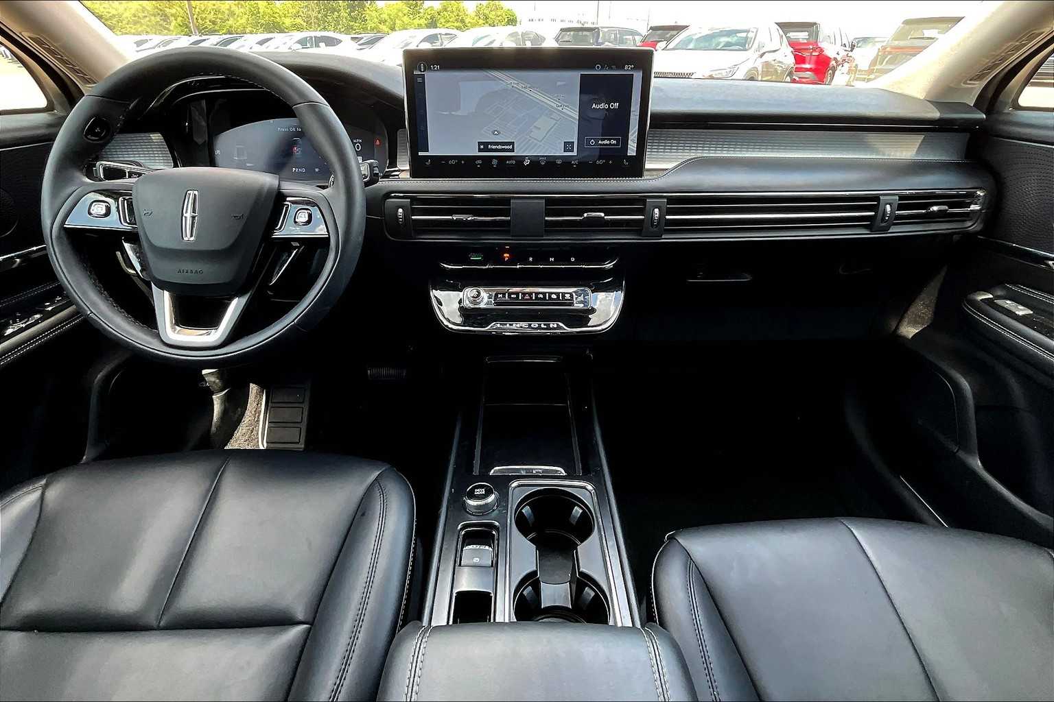 2024 Lincoln Corsair Premiere photo 14