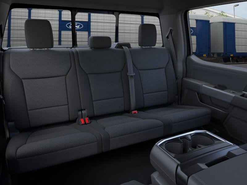 2025 Ford F-150 XLT photo 5